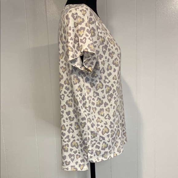 Lucky Brand Tee Shirt Leopard Print Short Sleeve Lavender Yellow Size Large - Picture 7 of 8